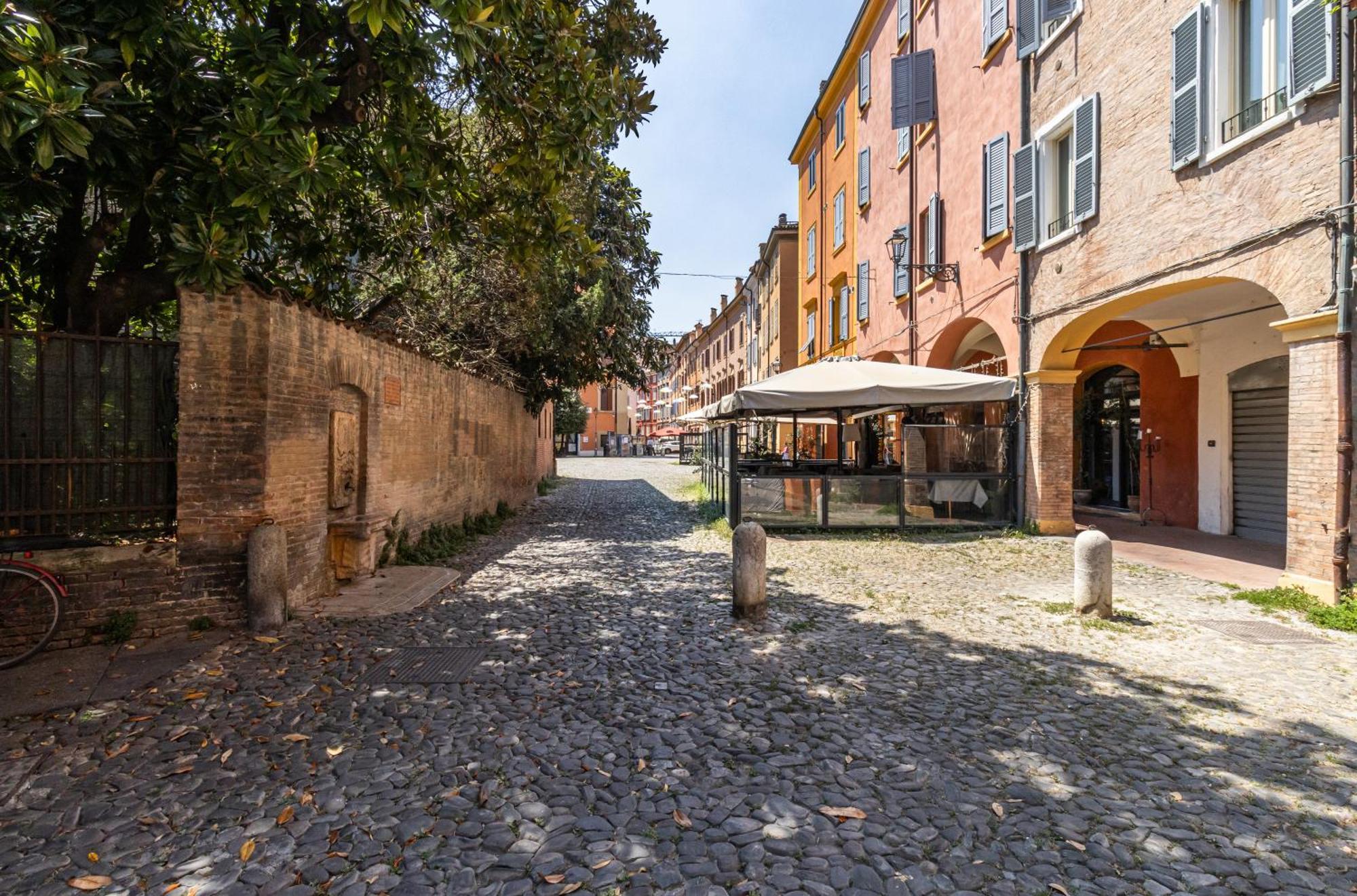 Suite Pomposa 28 - Affitti Brevi Italia Modena Ngoại thất bức ảnh